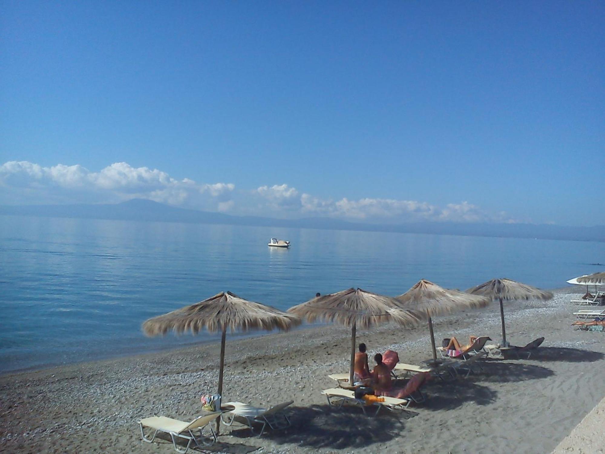 Вилла Avia Seaview Getaway - Konstantina'S Hidden Haven Каламата Экстерьер фото